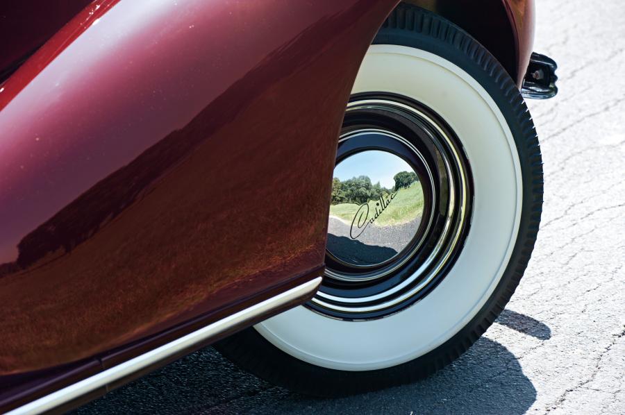  Cadillac Series 70 Fleetwood Touring Sedan 1936 года  (фото 15 из 22)